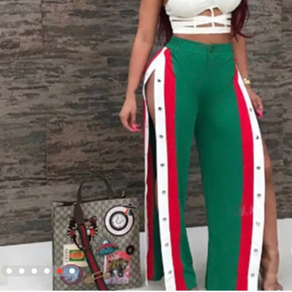 *SALE* Trendy green snap pants 🔥👖